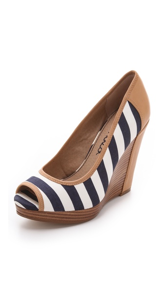 Splendid Beverly Peep Toe W...
