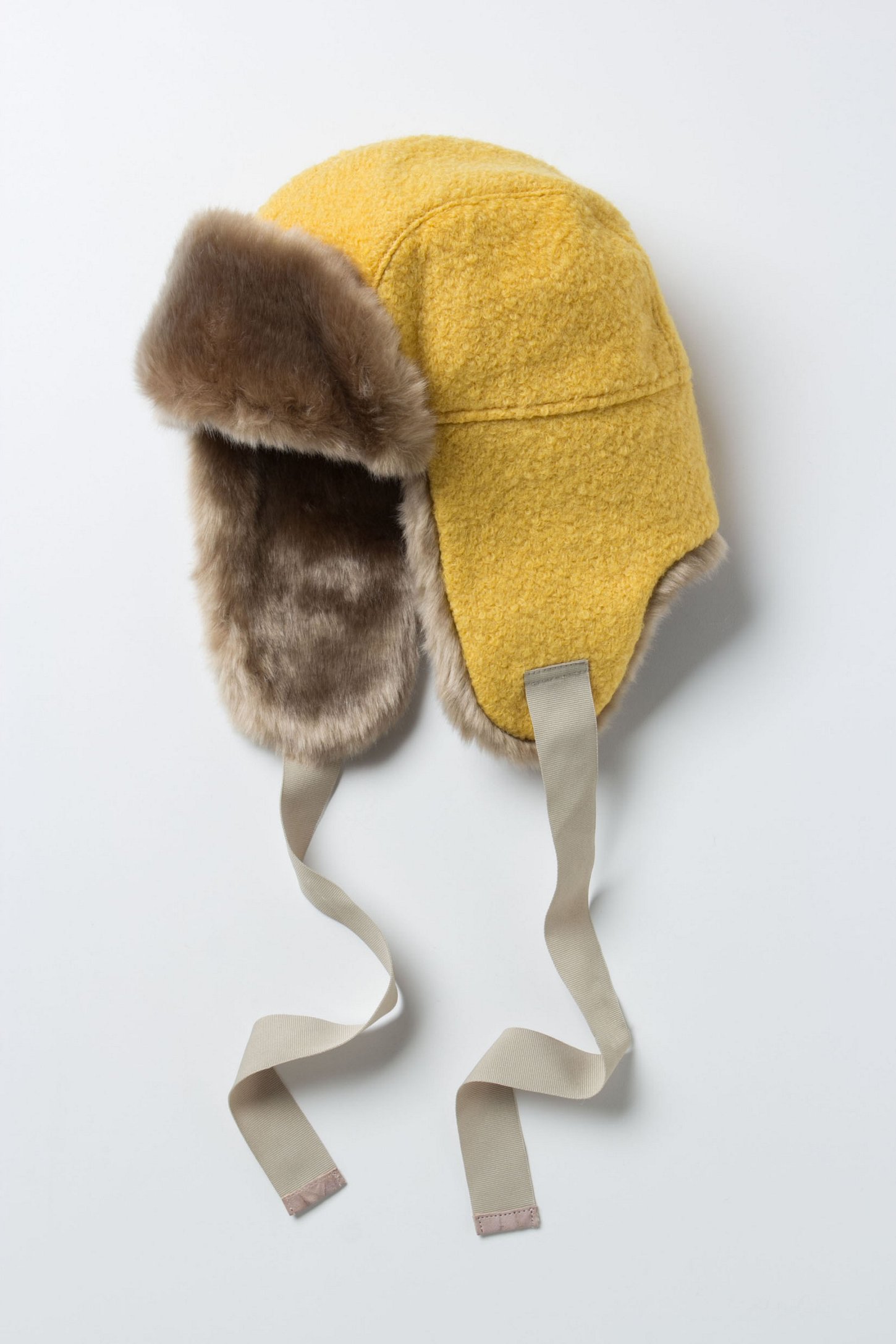 Vicki Colorblock Trapper - ...