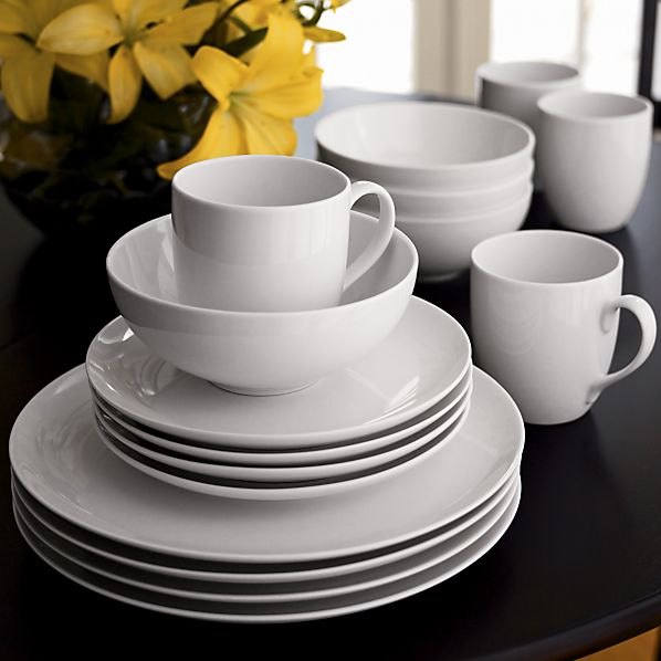 Essential Dinnerware
