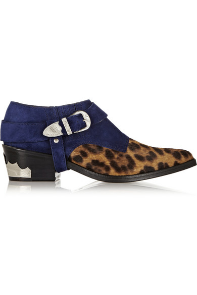 Toga boots