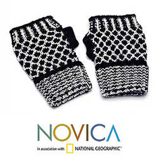 Alpaca Wool 'Tuxedo Honeycomb' Fingerless Gloves (Peru) | Overstock.com