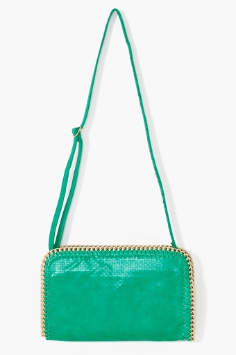 Chained Up Clutch