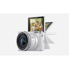 Samsung Mirrorless NX3000 Camera | Cool Material