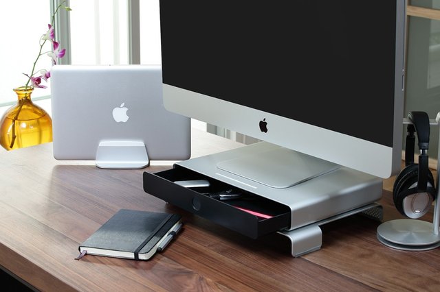Just Mobile Drawer™ The Ult...