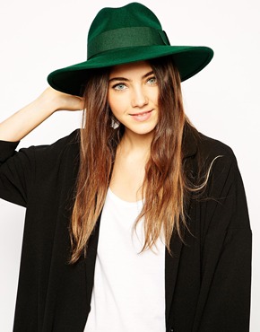 Image 1 of Catarzi Exclusiv...