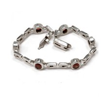 Awesome 925 sterling silver Faceted Garnet Bracelet