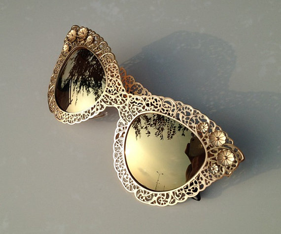 Handmade Vintage Hollow Wom...