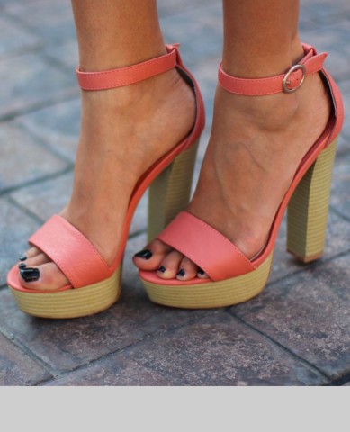 Qupid Enclose 56 Coral High...