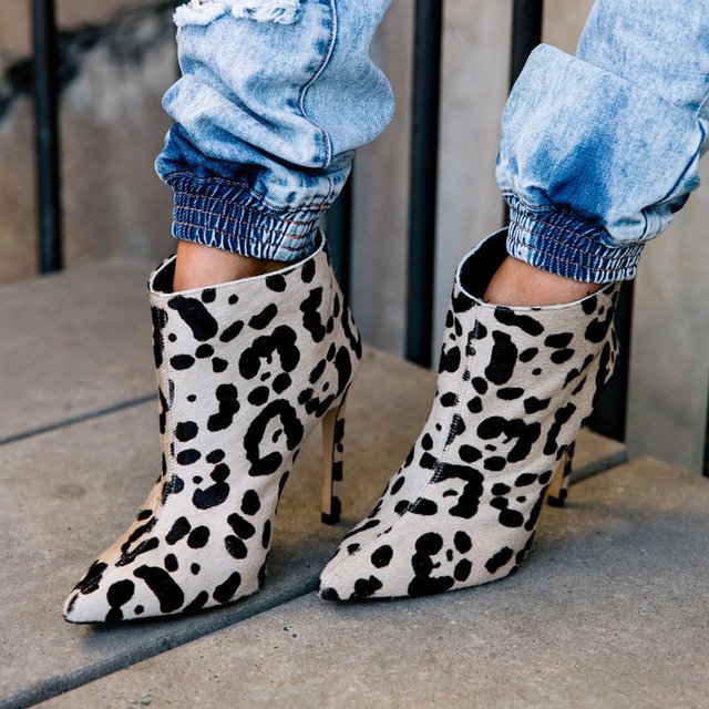 Fancy - Leopard Pony Ankle ...