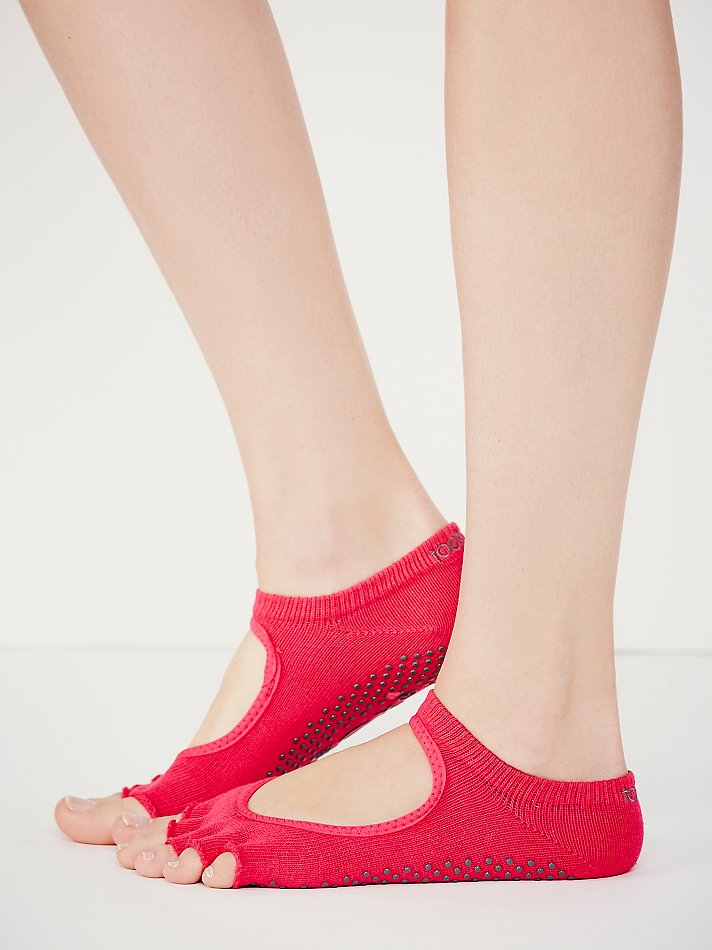 toesox Namaste Yoga Sock at...