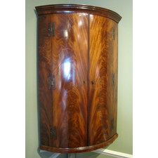 Georgian Mahogany Hanging Corner Cupboard