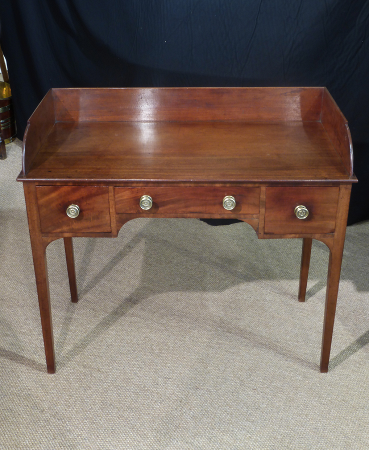 Antique dressing table