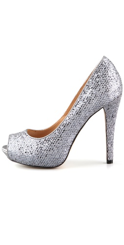 Badgley Mischka Humbie Glit...