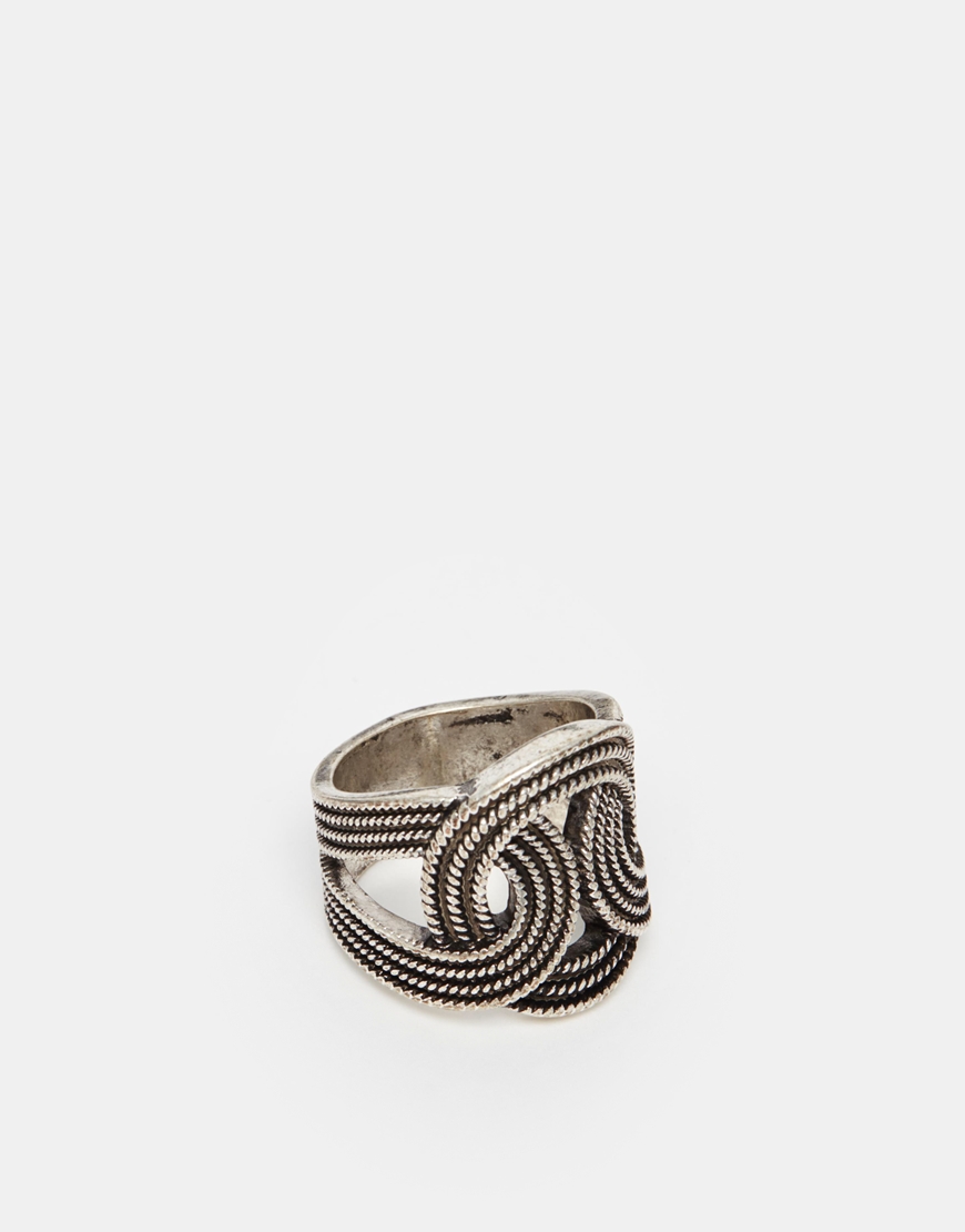  Knotted Ring