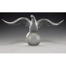 STEUBEN-Glass-Eagle-on-Orb-Globe-Sphere-1964-Signed-6-h-x-13-w-Excellent