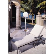 1 Globe Luminaire Lamp Post White