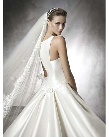 Pronovia BARCAZA Bridal gow...