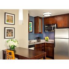 Residence Inn Boston Back Bay Fenway - Hotel Pet Policy