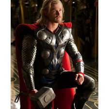 avengers-age-of-ultron-thor-vest-by-chris-hemsworth-11