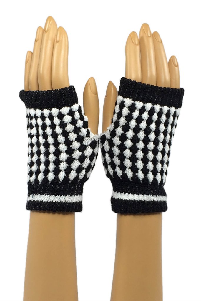 Black and White Checkered W...