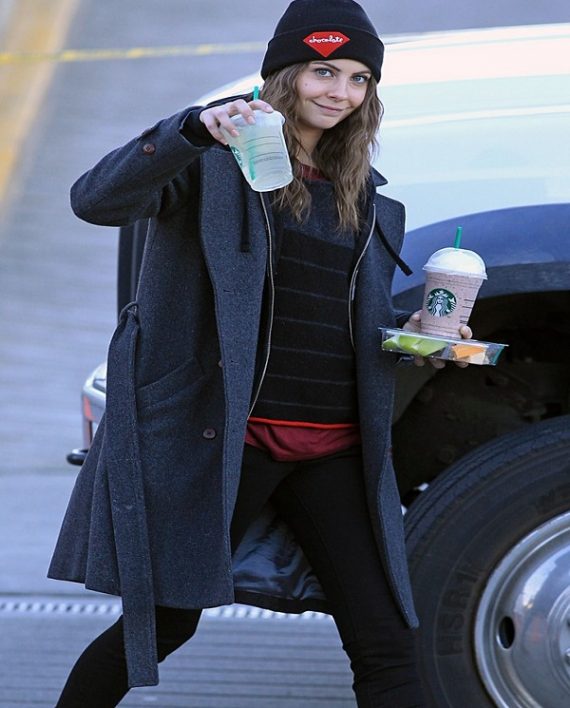 *EXCLUSIVE* Willa Holland s...