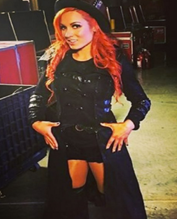 becky-lynch-coat-2