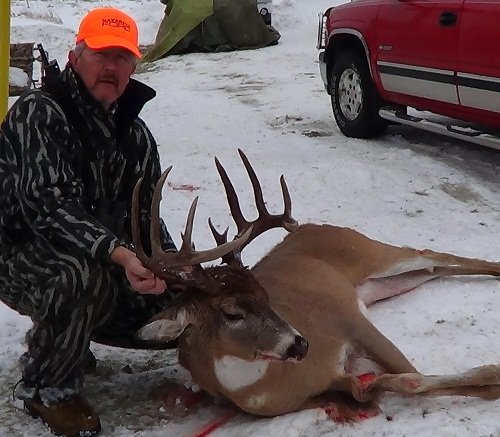 White Tail Deer Hunt Slider