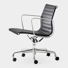 Eames Aluminum Management Chair