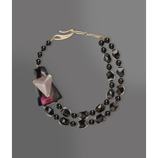 Two-strand choker with broach