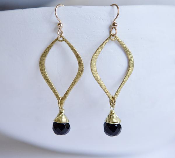 Black Crystal Teardrop Gold...