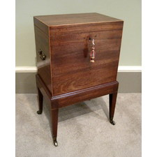 Late 18th Century Cellarette