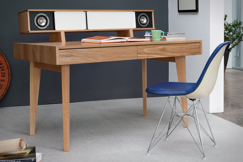 Symbol Audio Desk