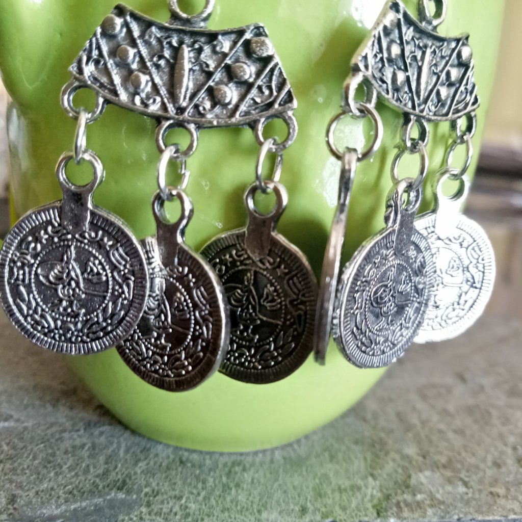Imp-E-004 Silver Vintage Co...