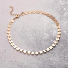 choker with mini disc design