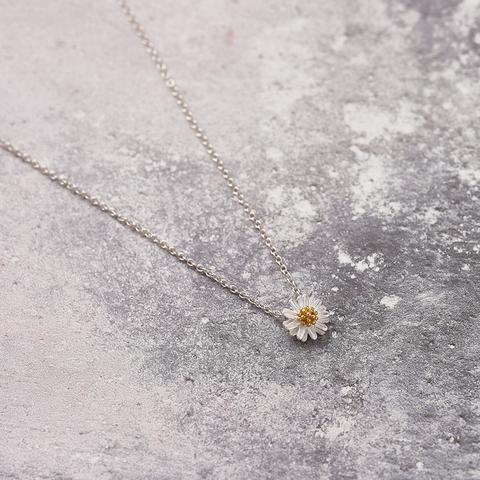 sterling silver daisy neckl...