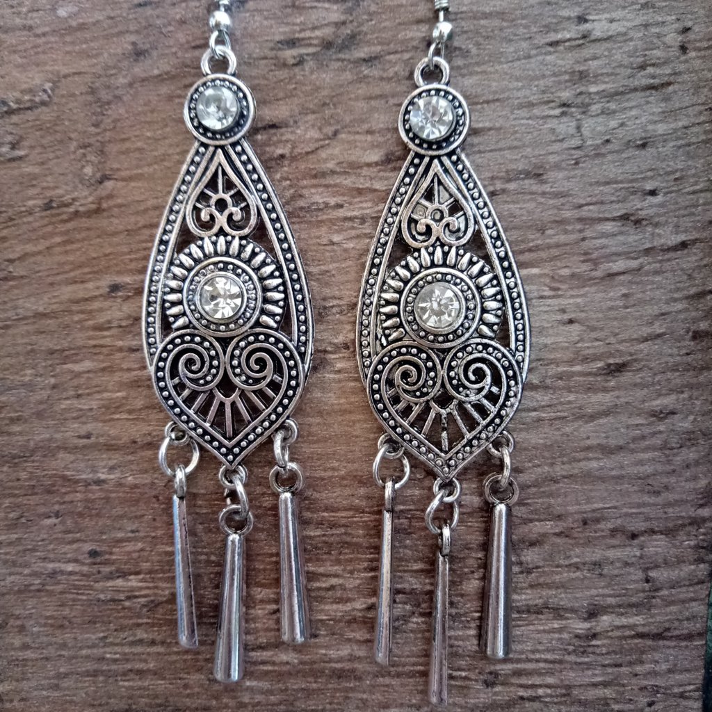 Imp-E-023 Silver Color Holl...