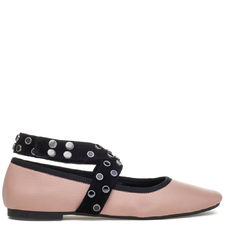 Carla - Nude main view