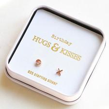 kiss hug earrings gift box