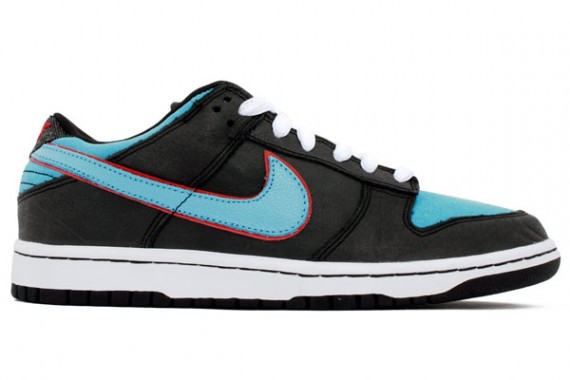 Nike Dunk Low SB   Angels &...