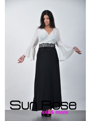 Long-sleeved dress with che...