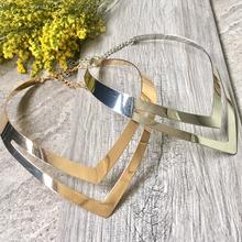 SHORT GEOMETRIC COLLAR SILV...