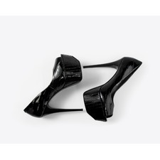 plateau-peeptoes-in-schwarz-glanzoptik