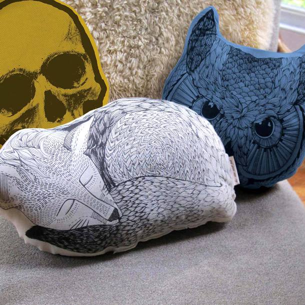 Sleeping Fox Pillow White b...