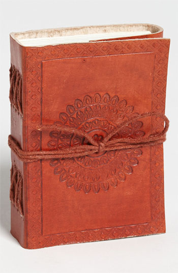 Leather-Bound Traveler's No...